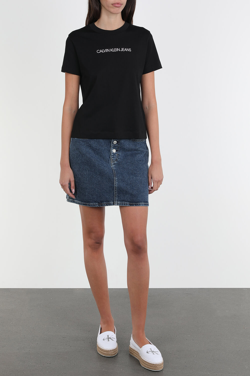 Timeless Logo Tshirt in Black